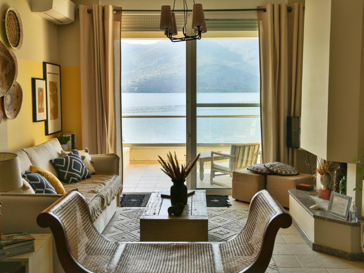Beach House In Itea-Delphi エクステリア 写真