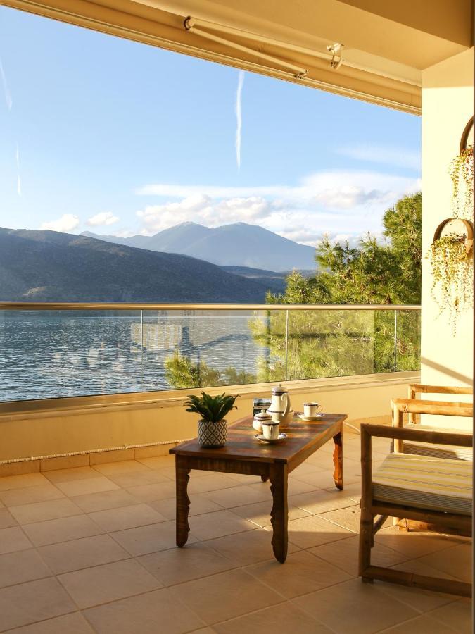 Beach House In Itea-Delphi エクステリア 写真