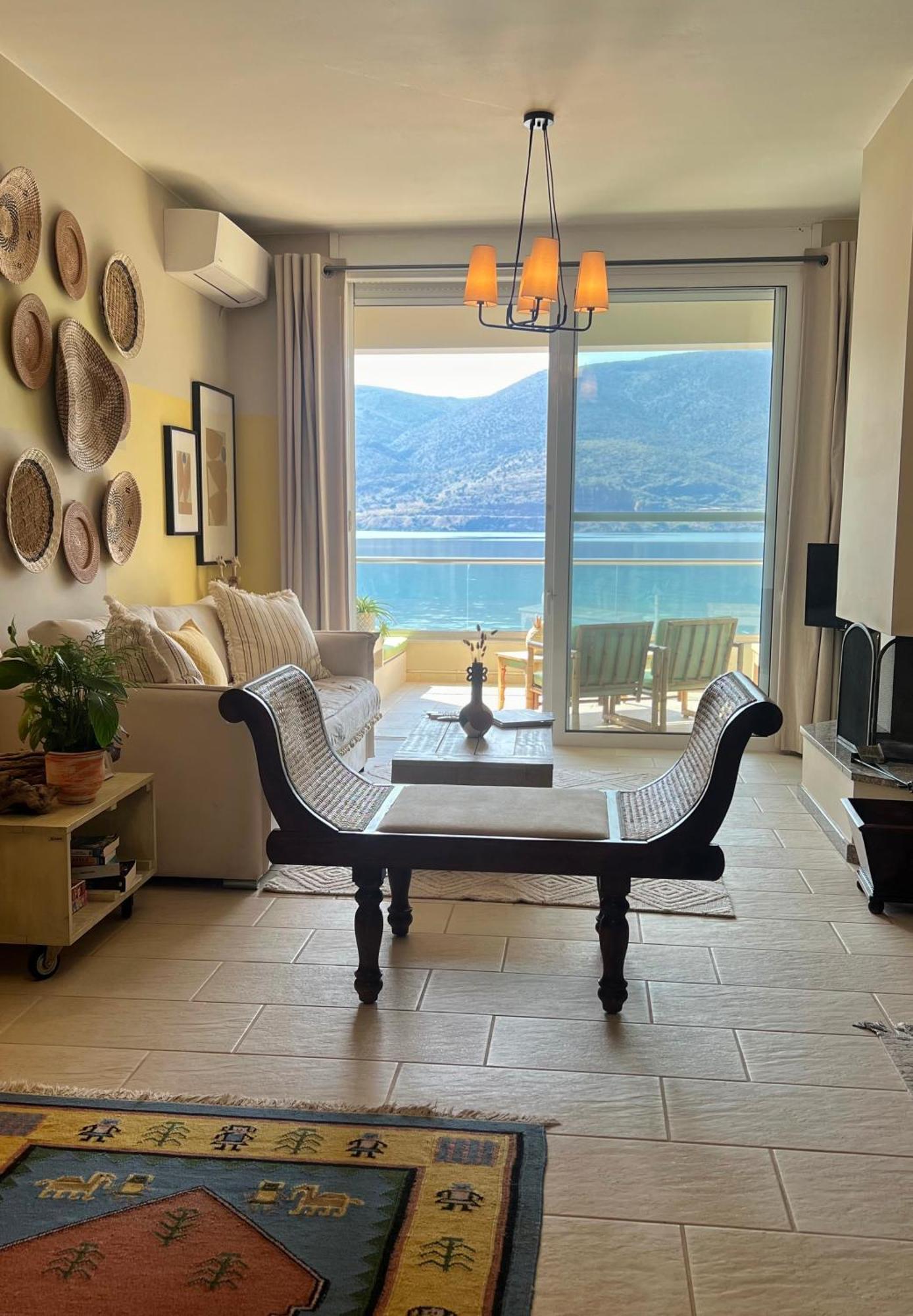 Beach House In Itea-Delphi エクステリア 写真